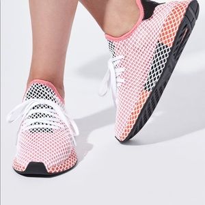 adidas Originals Deerupt Runner Sneakers
